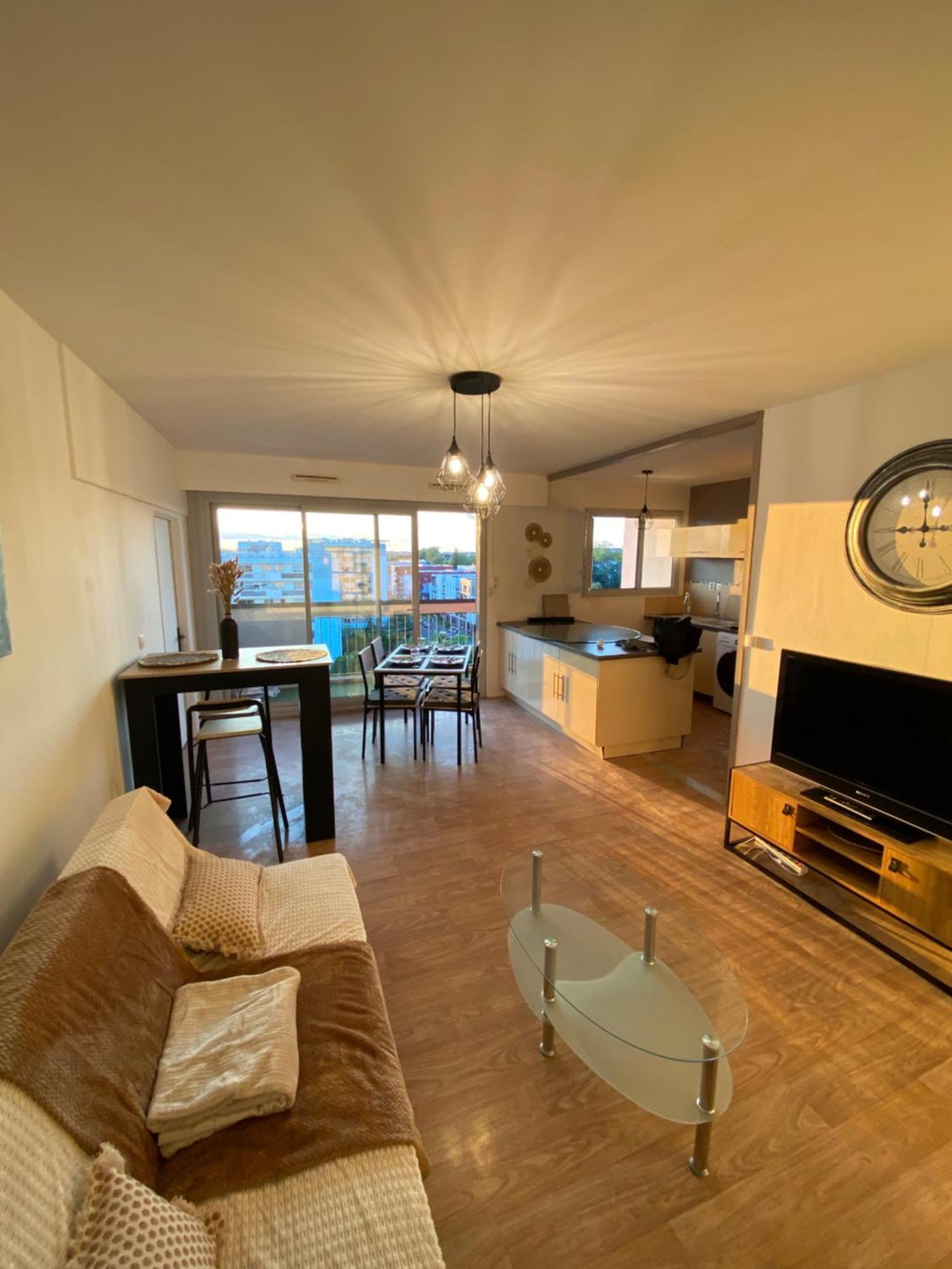Appartement Spacieux - 10' Gare Анже Экстерьер фото